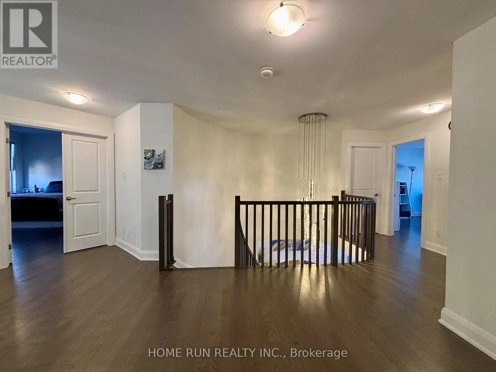 561 HONEYLOCUST AVENUE