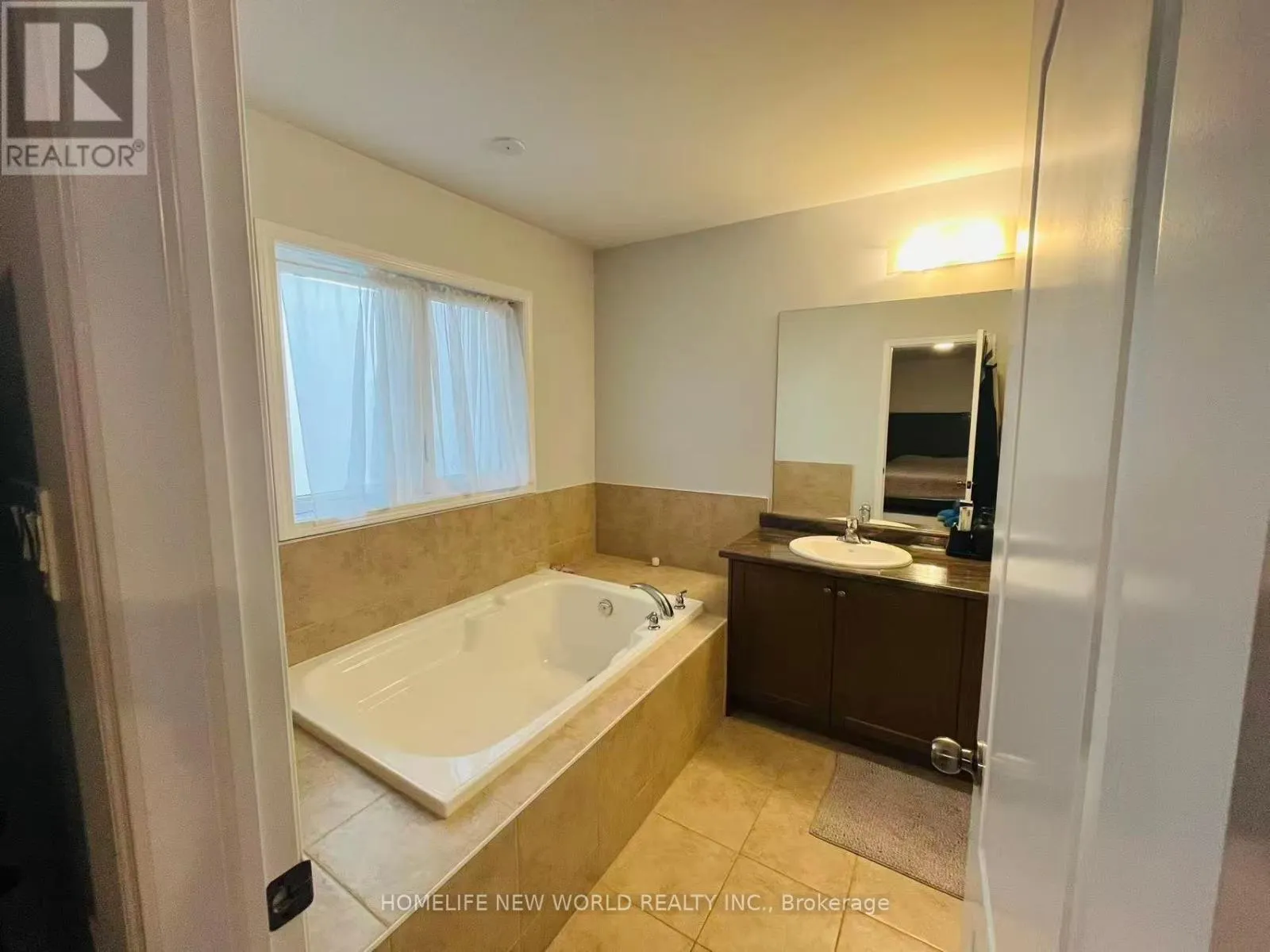 7881 HACKBERRY TRAIL