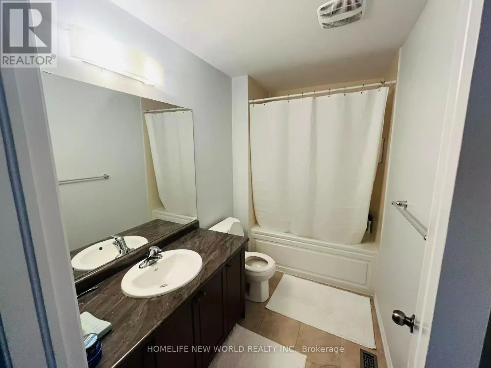 7881 HACKBERRY TRAIL