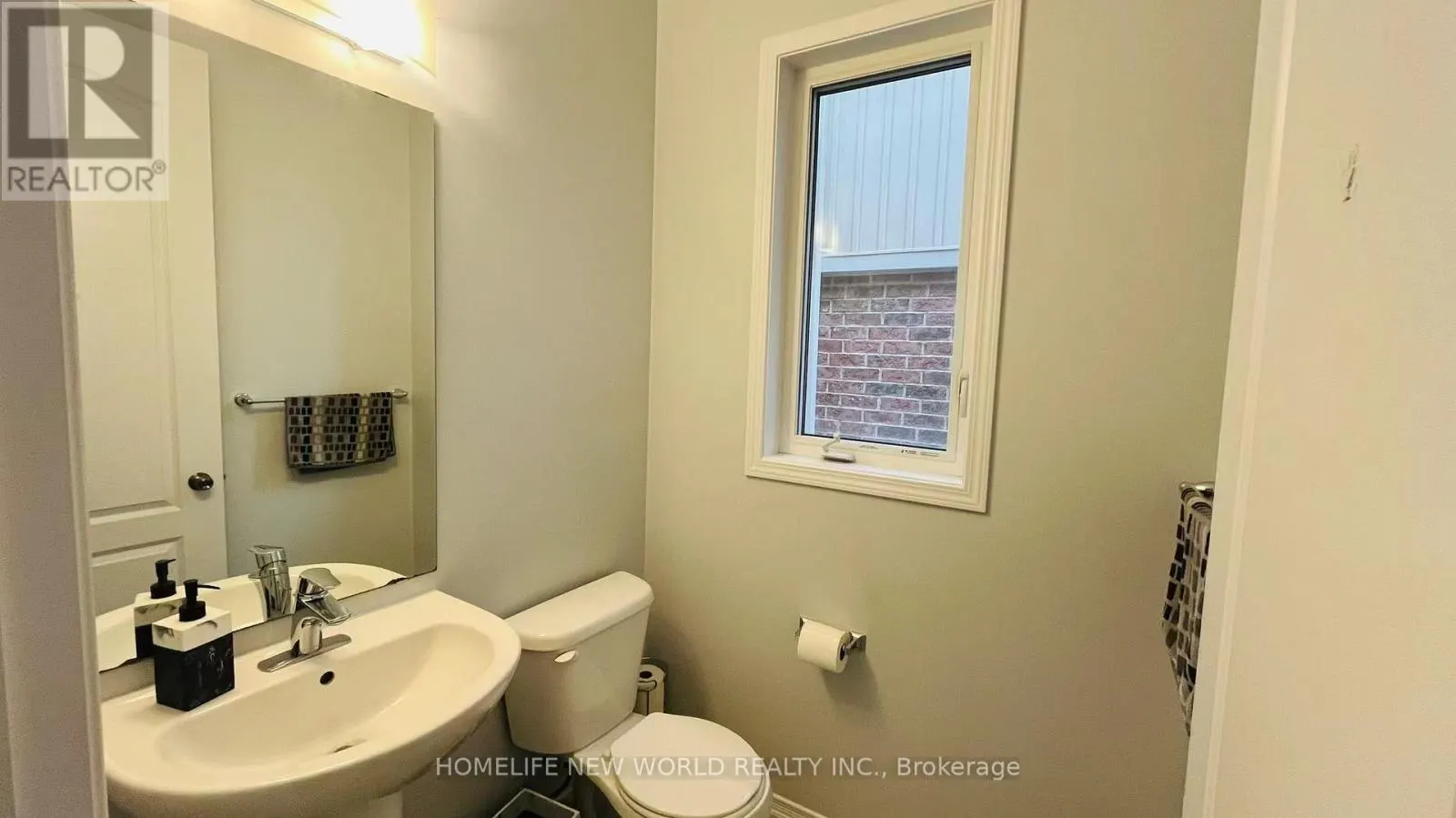 7881 HACKBERRY TRAIL