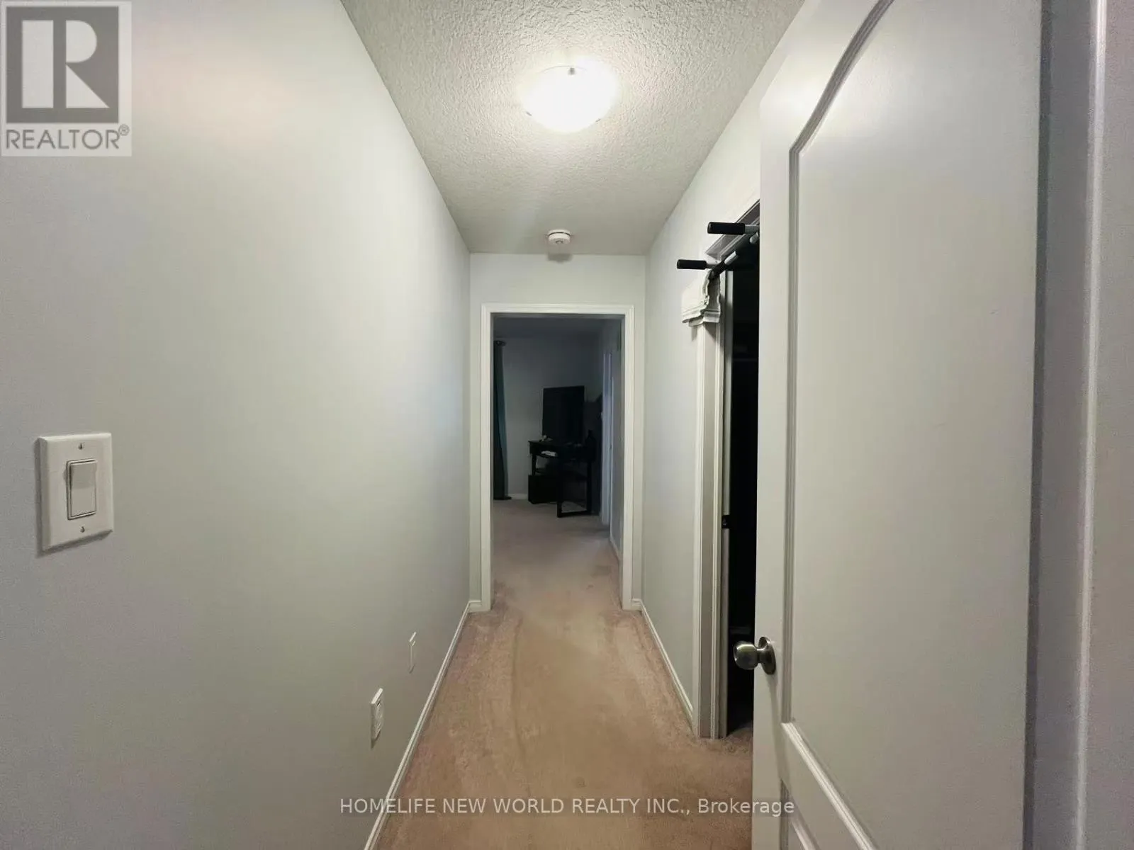 7881 HACKBERRY TRAIL