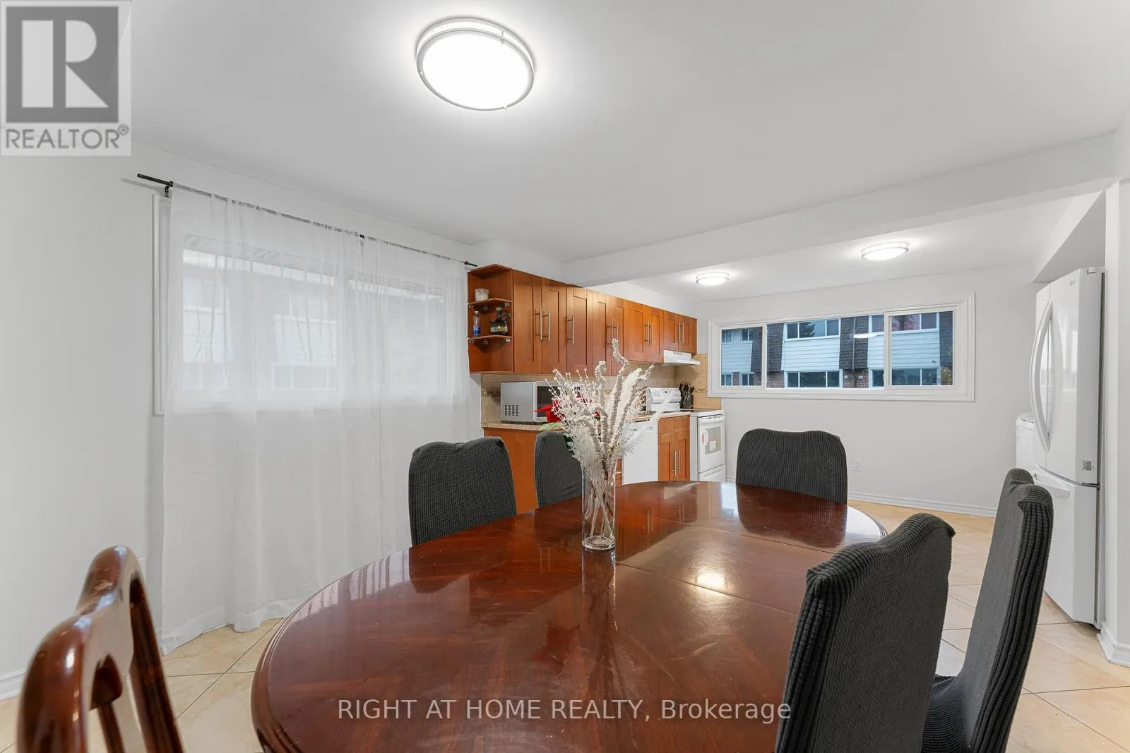 32 - 2296 ORIENT PARK DRIVE