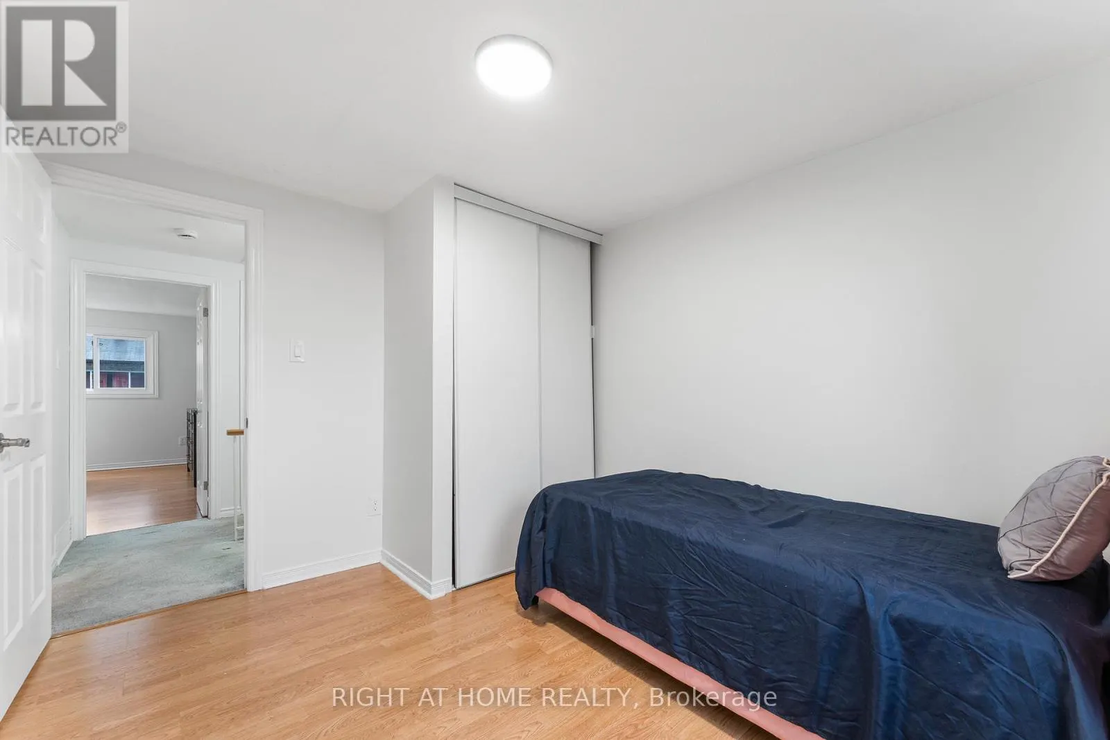 32 - 2296 ORIENT PARK DRIVE