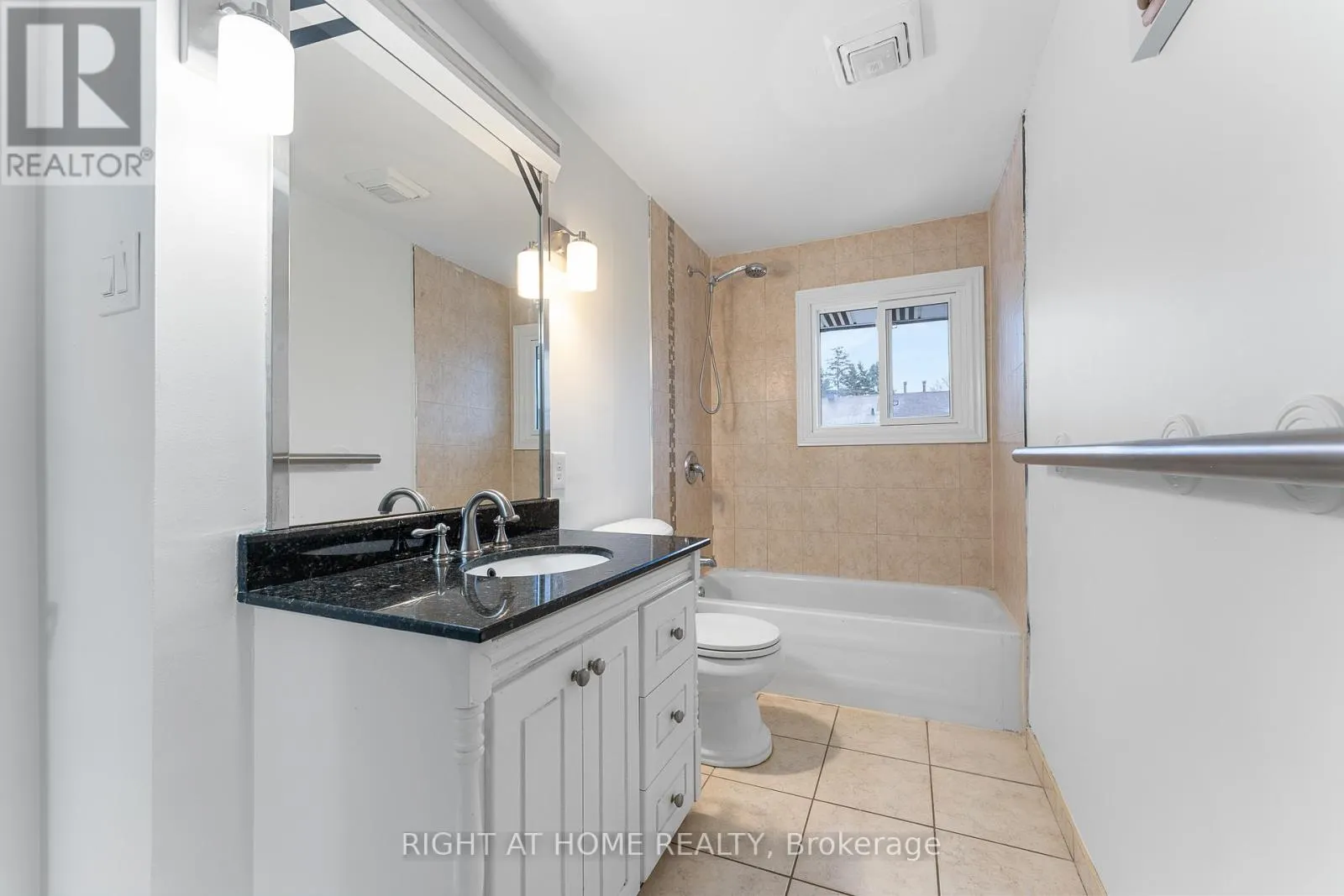 32 - 2296 ORIENT PARK DRIVE