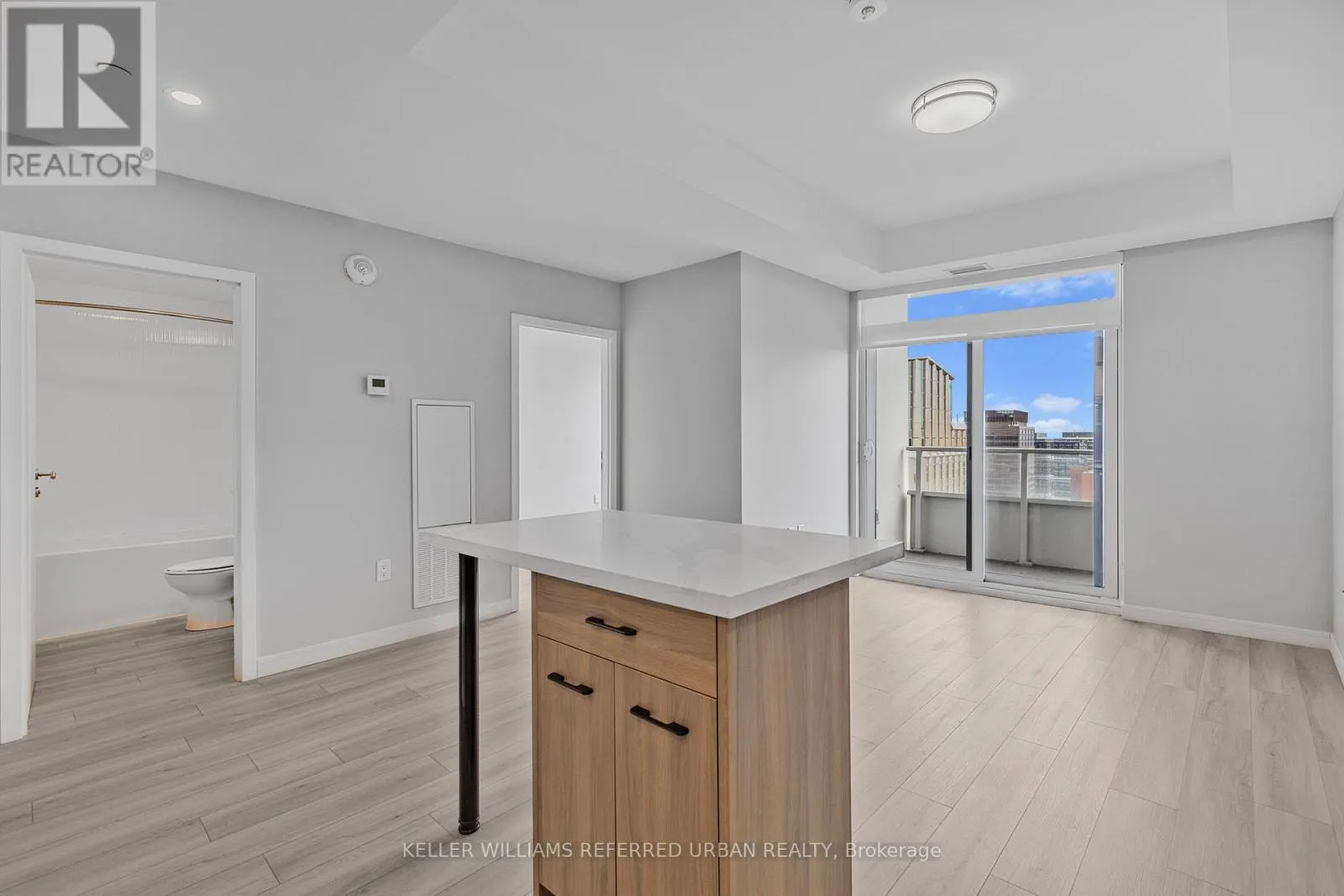 2905 - 20 GEORGE STREET