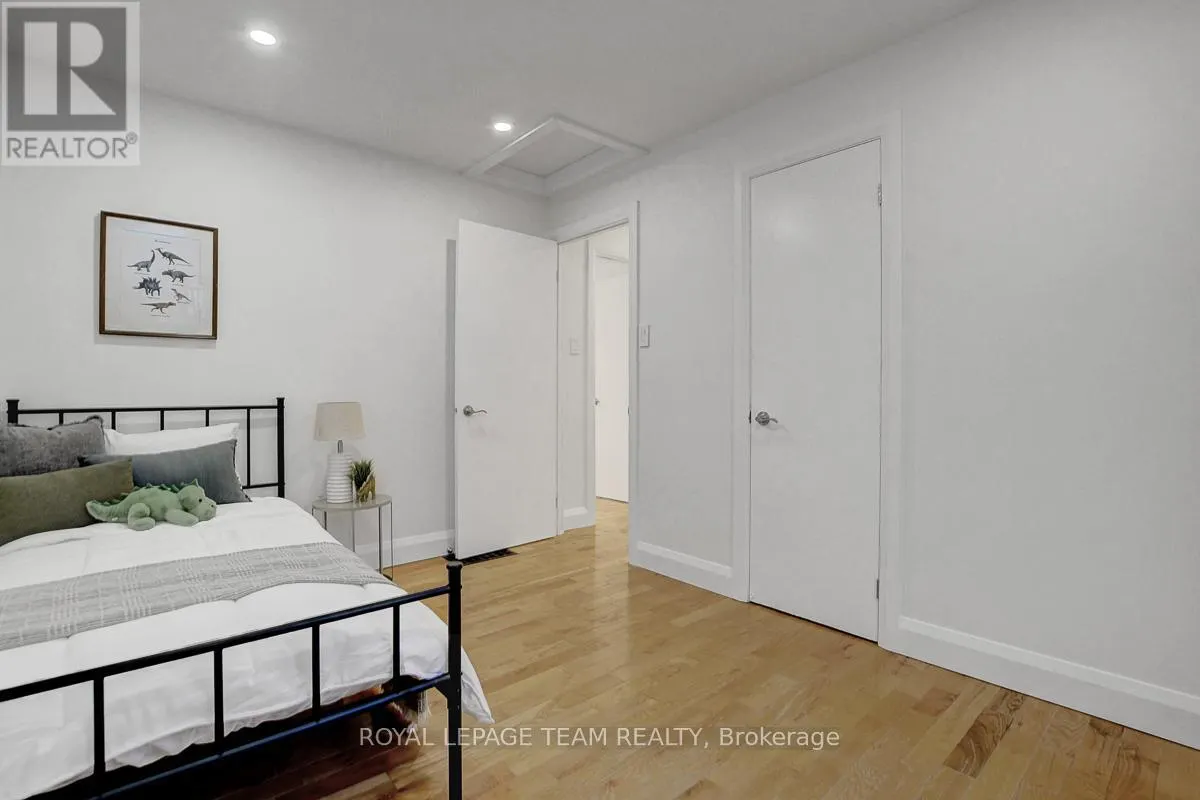 6155 PIPERVILLE ROAD