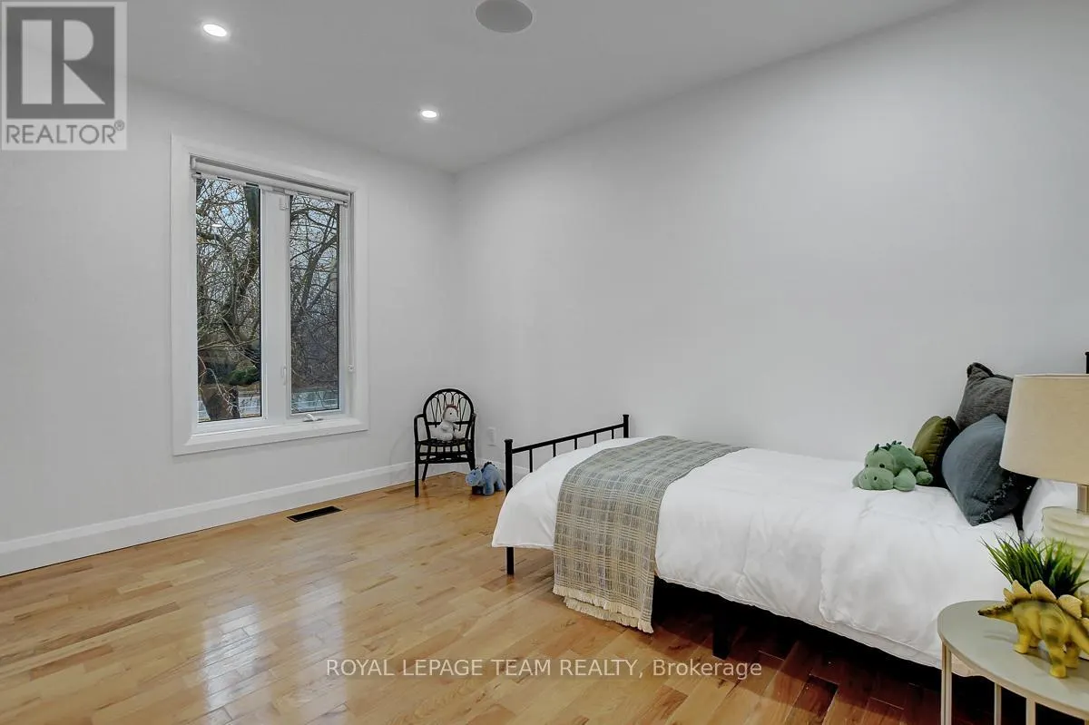 6155 PIPERVILLE ROAD