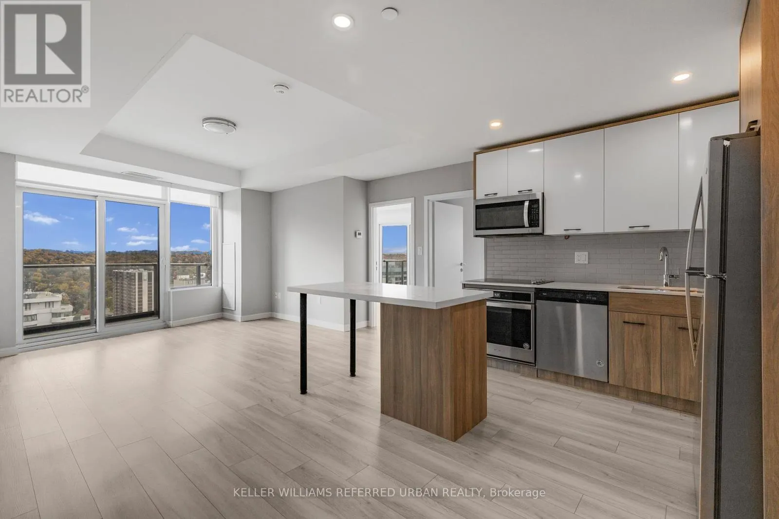 2609 - 20 GEORGE STREET