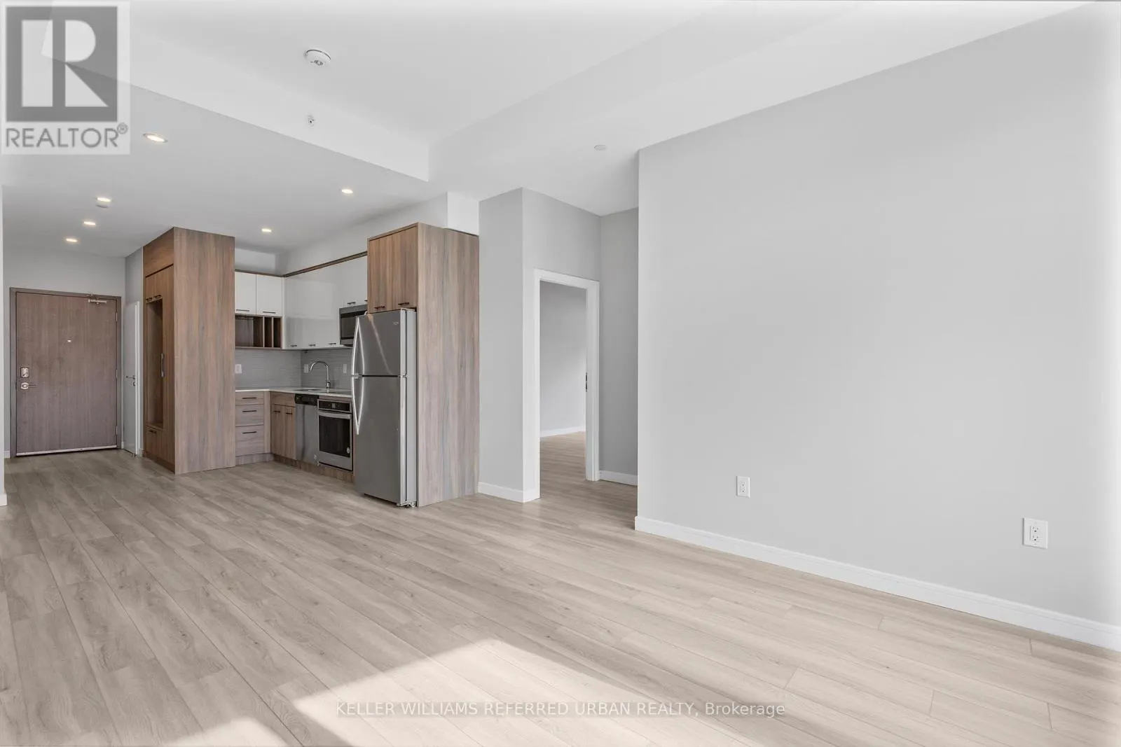 2107 - 20 GEORGE STREET