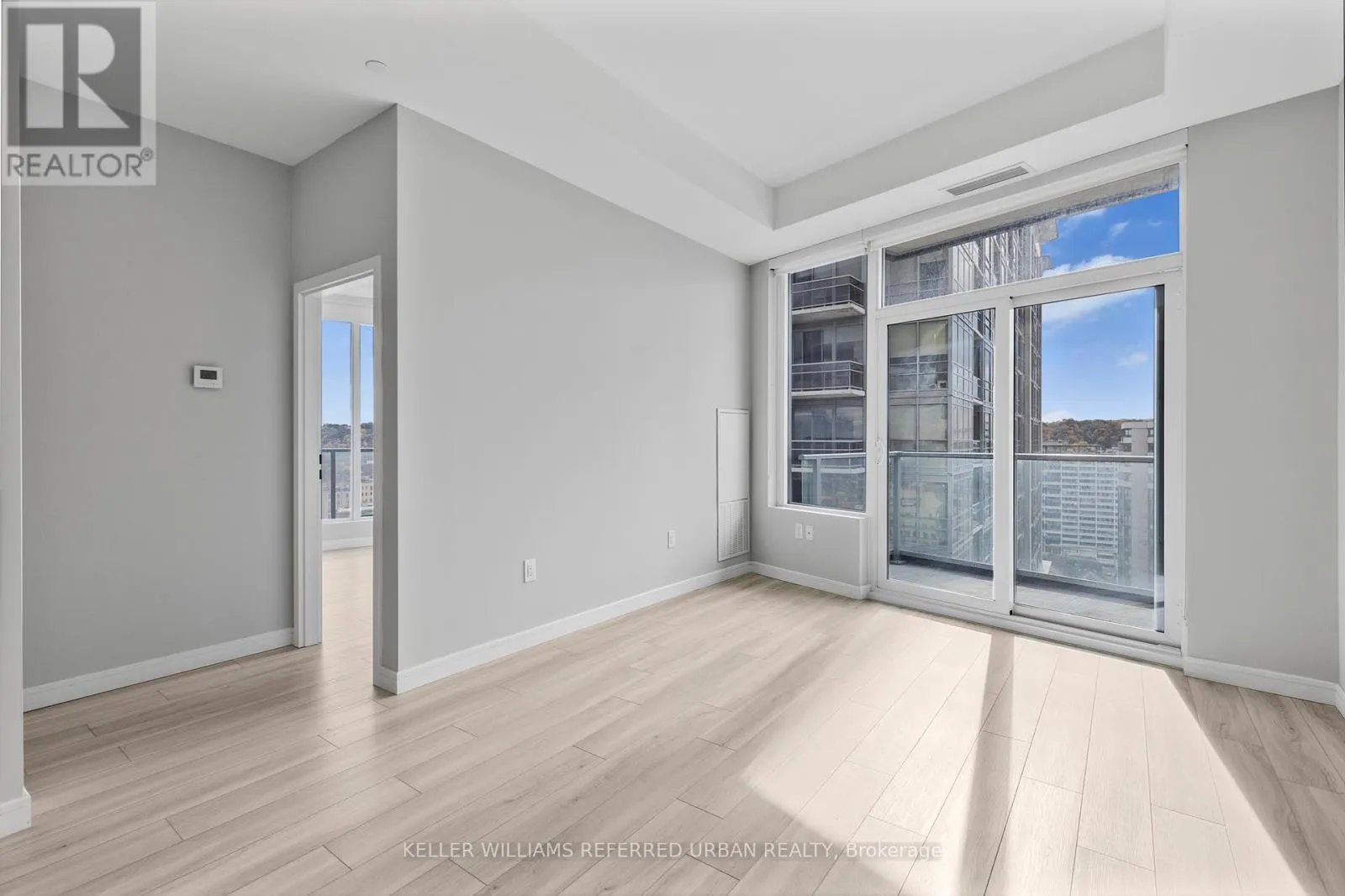 2107 - 20 GEORGE STREET