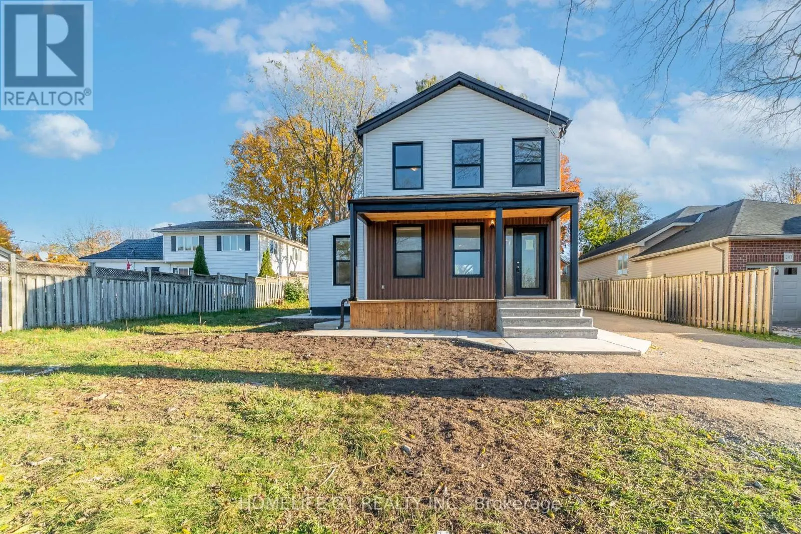 241 CHARLES STREET W