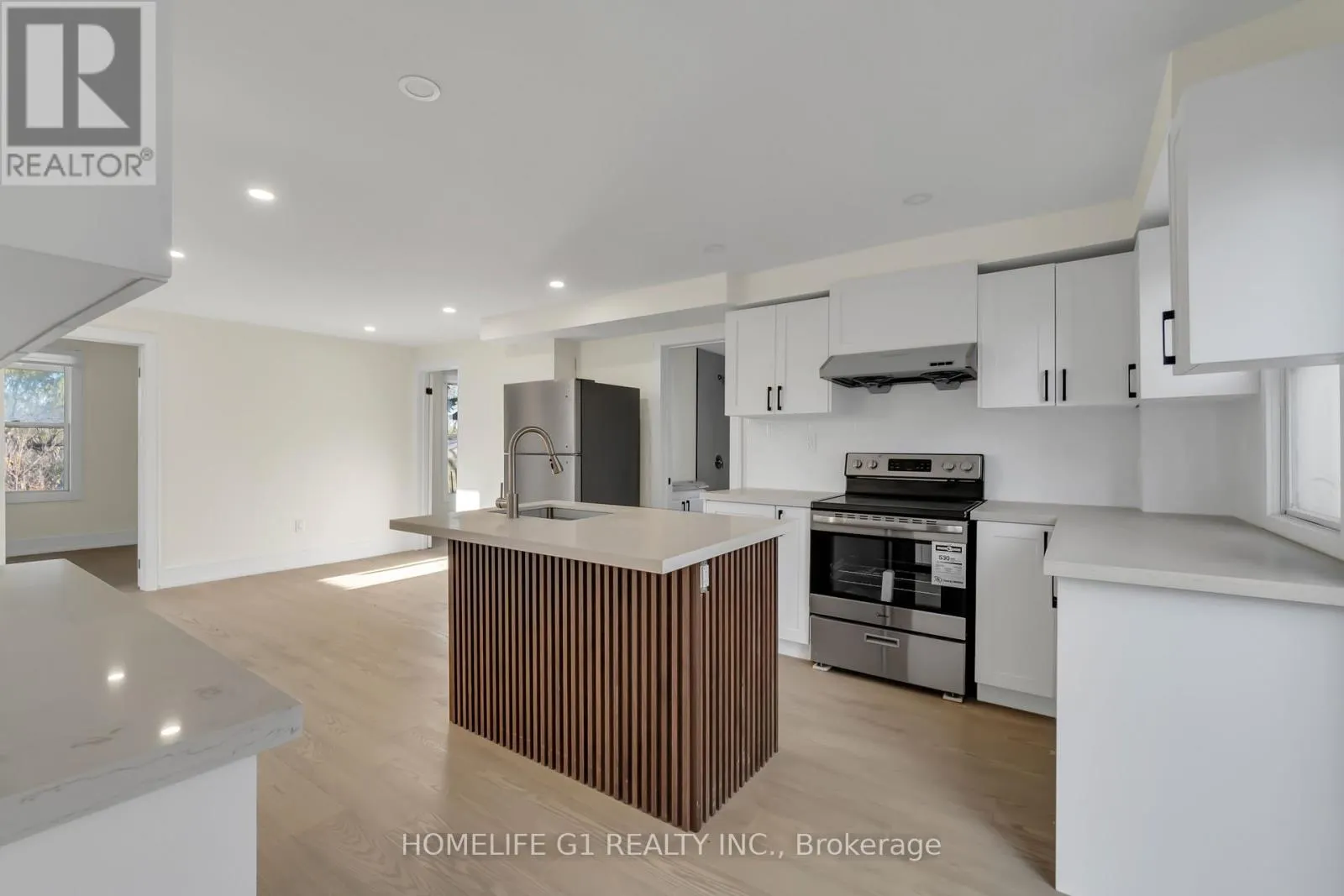 241 CHARLES STREET W