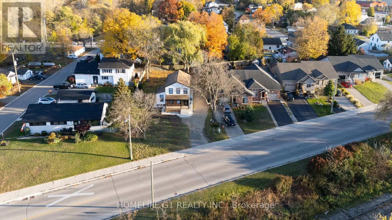 241 CHARLES STREET W