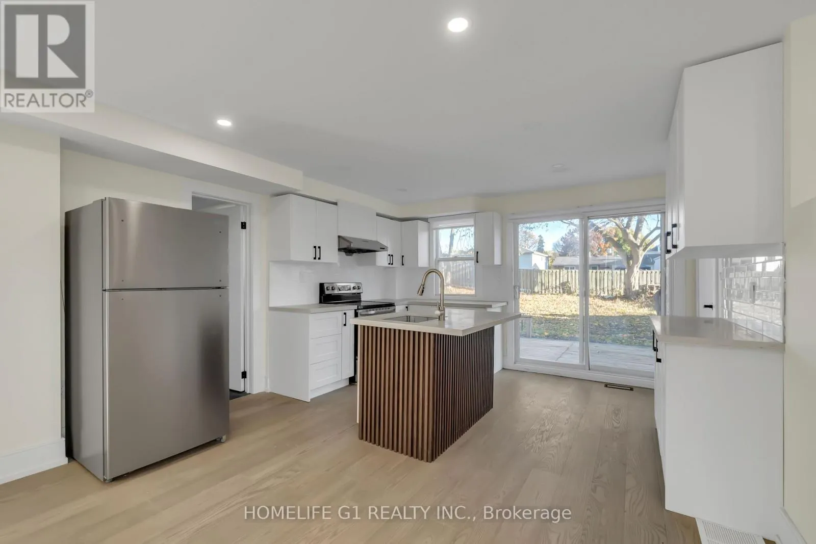 241 CHARLES STREET W