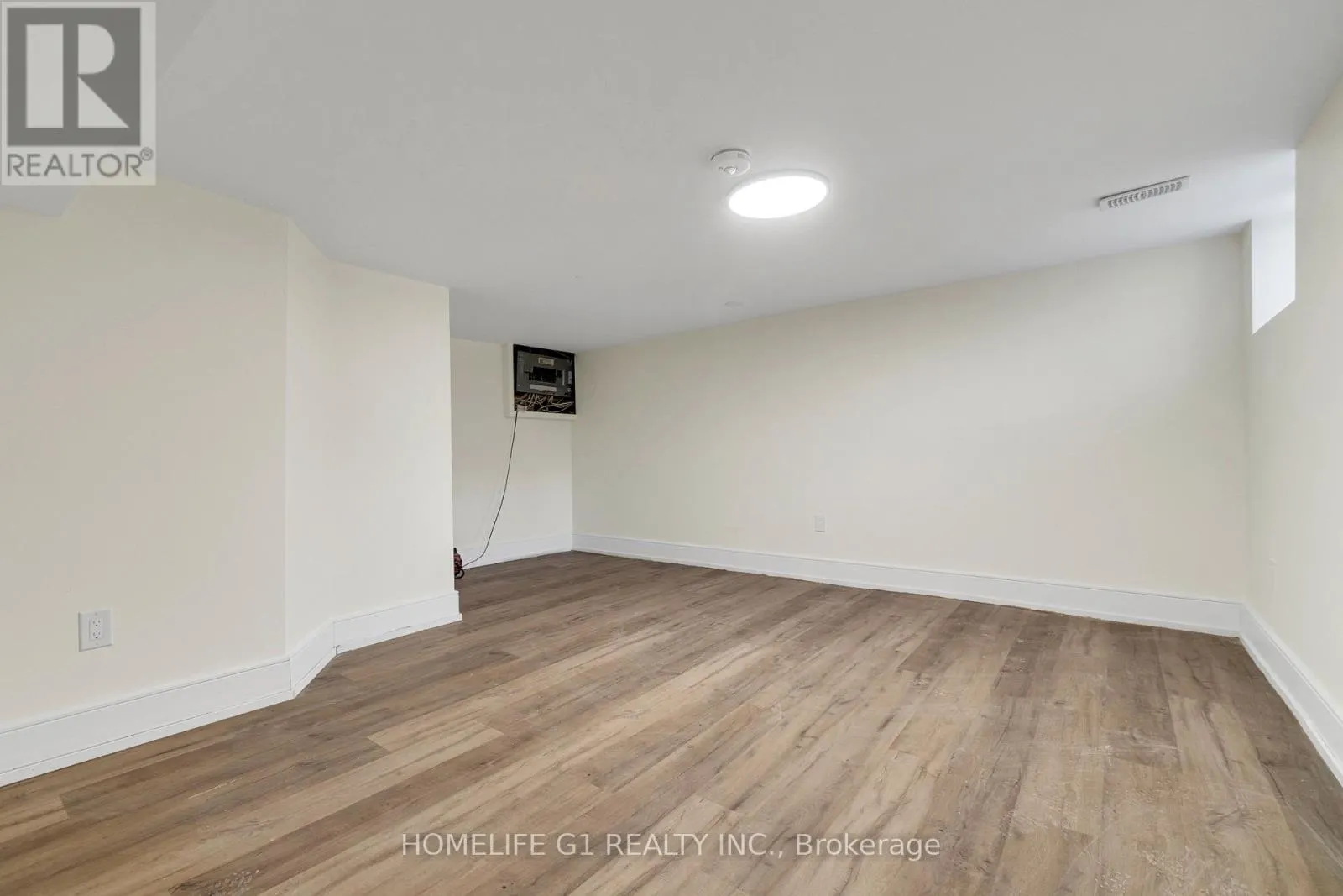 241 CHARLES STREET W