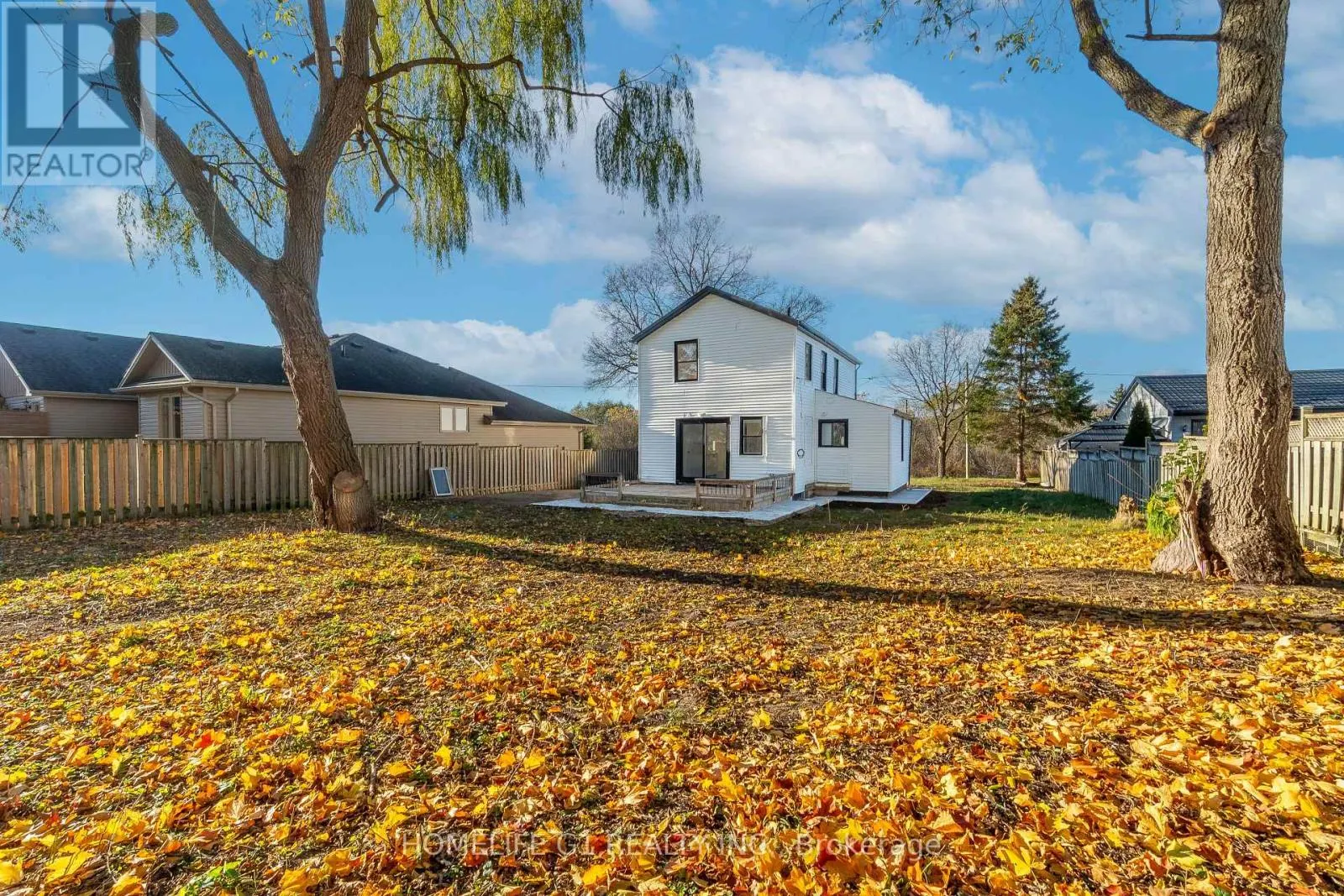 241 CHARLES STREET W