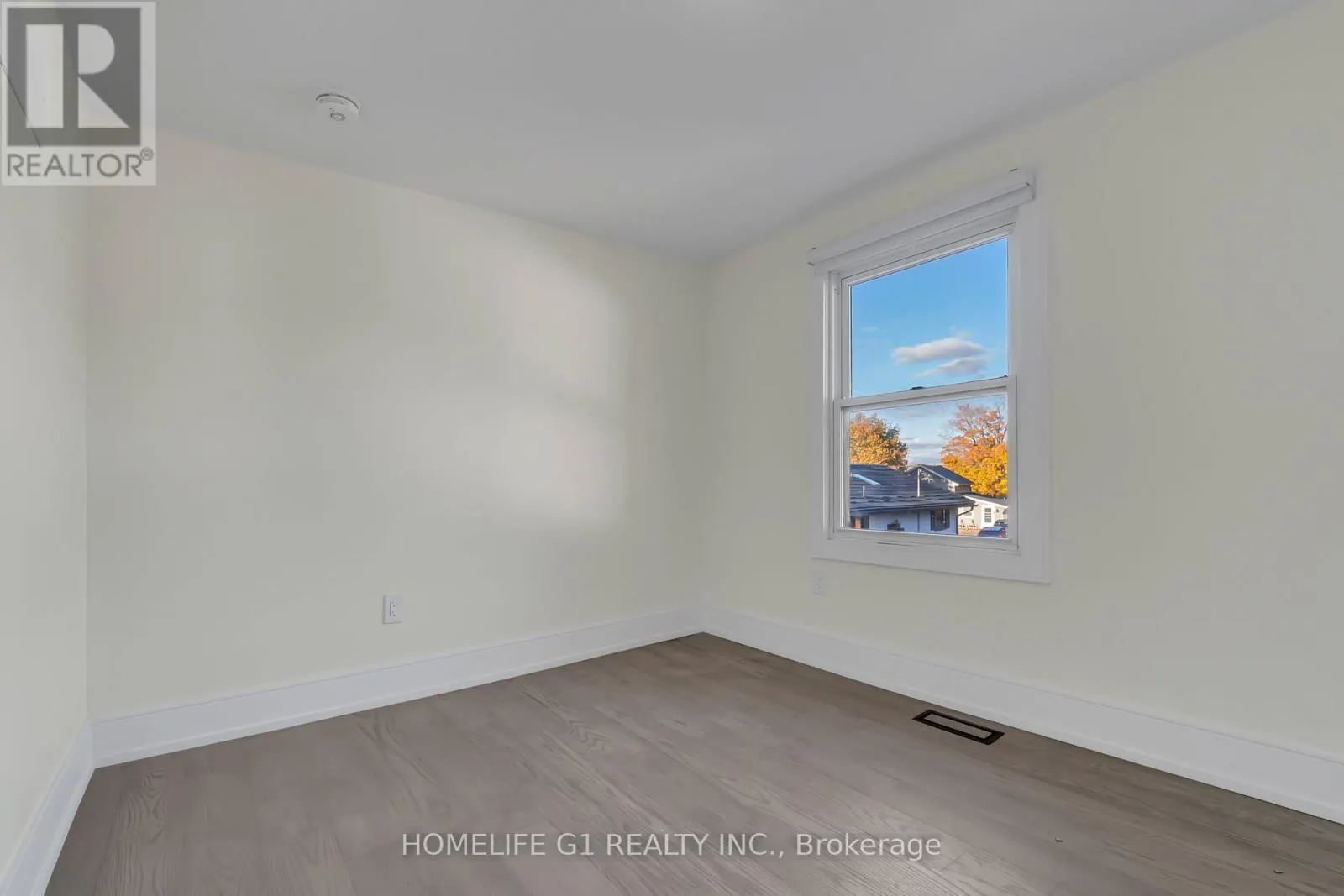 241 CHARLES STREET W