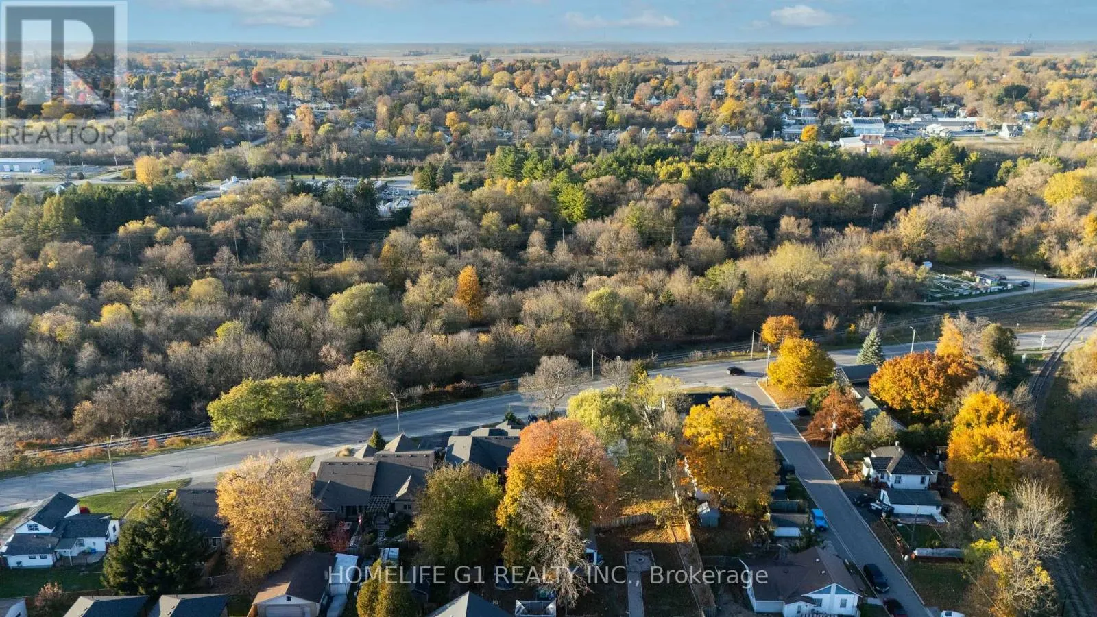 241 CHARLES STREET W