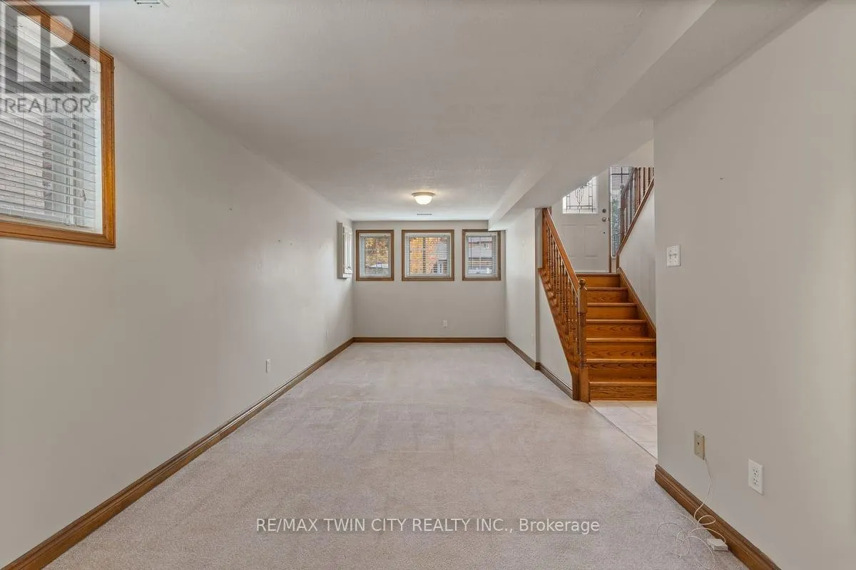 83 HAZELWOOD CRESCENT