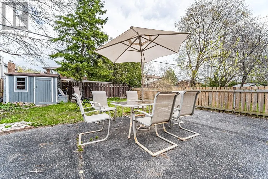 3 - 679 ROOSEVELT AVENUE