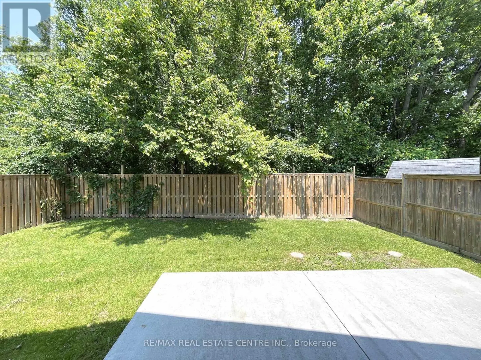 UPPER LEVEL - 5965 CRIMSON DRIVE