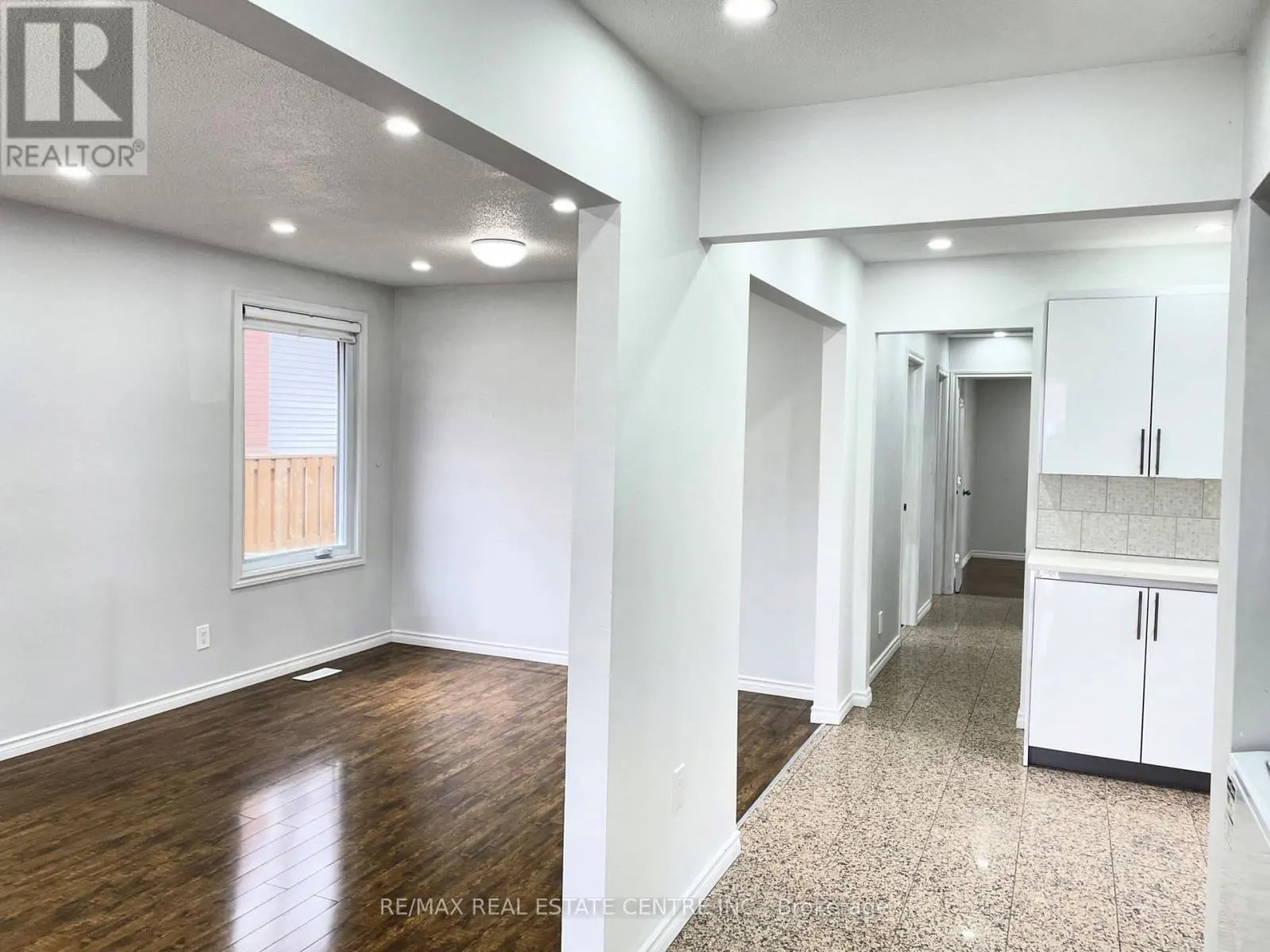 UPPER LEVEL - 5965 CRIMSON DRIVE