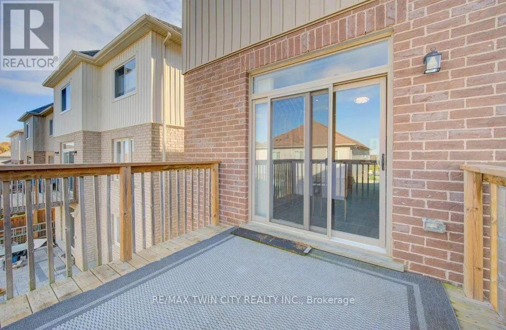 361 BEECHDROPS DRIVE