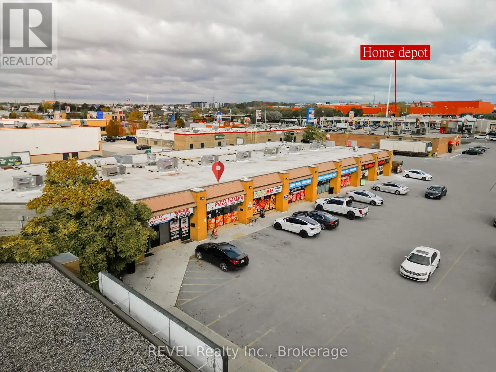 5 - 1001 LANGS DRIVE, #5