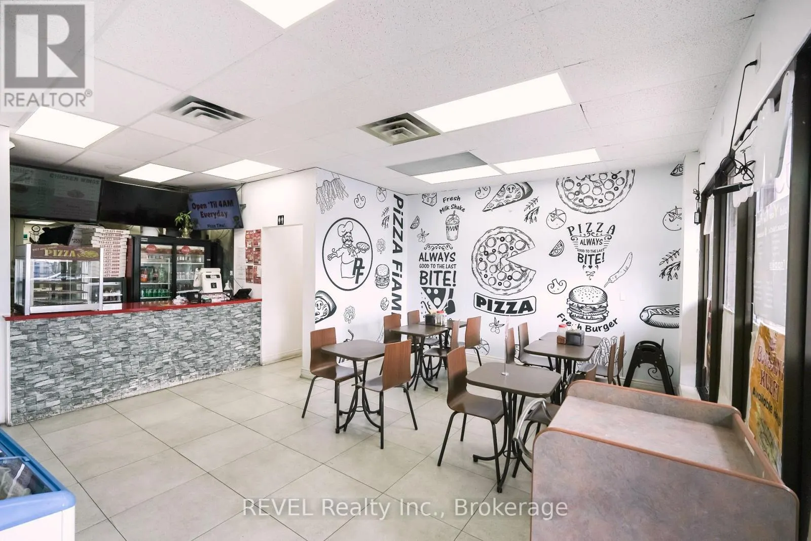 5 - 1001 LANGS DRIVE, #5