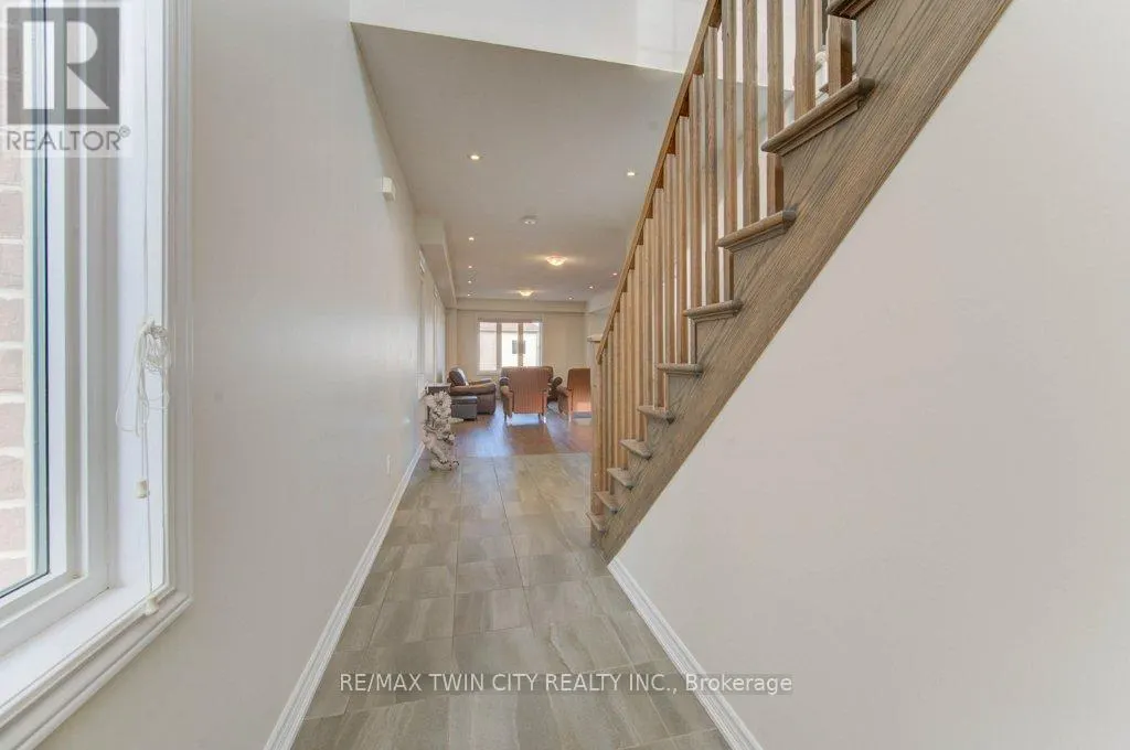 361 BEECHDROPS DRIVE