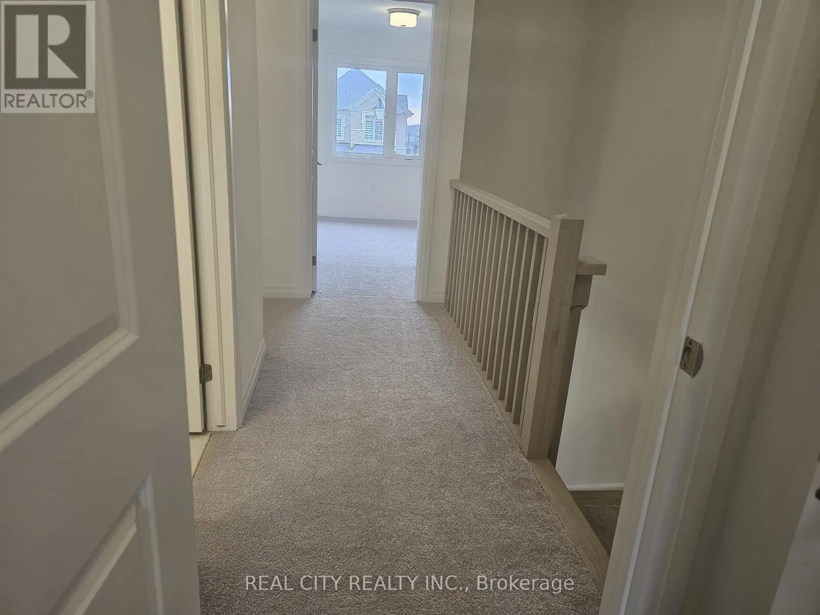 37 GEORGE BRIER DRIVE W