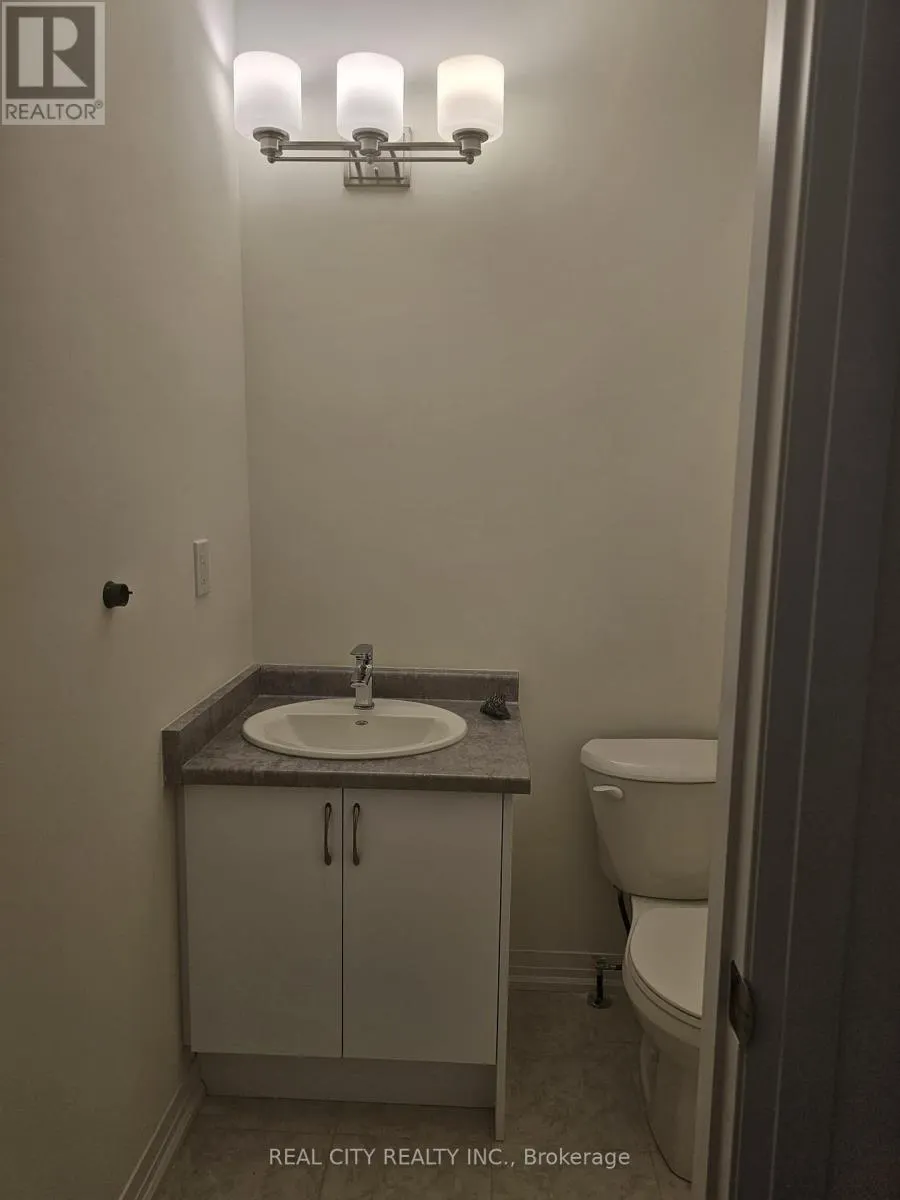 37 GEORGE BRIER DRIVE W