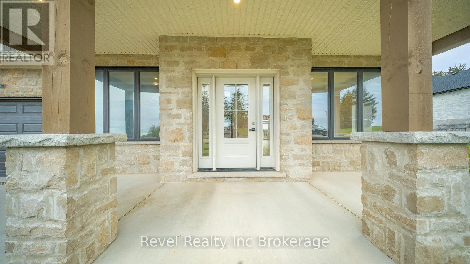 574252 OLD SCHOOL LINE