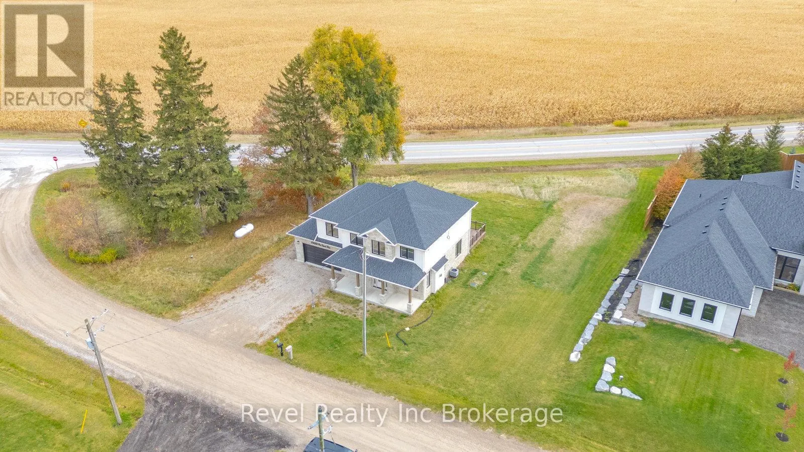 574252 OLD SCHOOL LINE