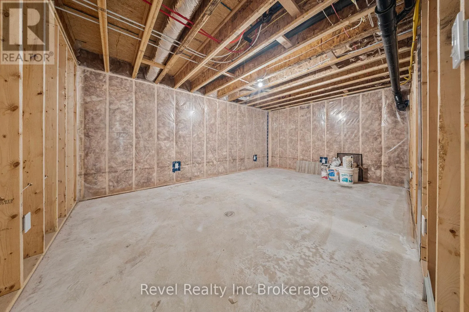 574252 OLD SCHOOL LINE