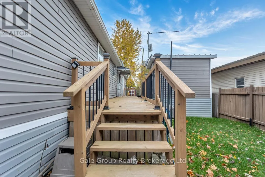 596101 HWY 59 TROPICANA #15 CRESCENT E