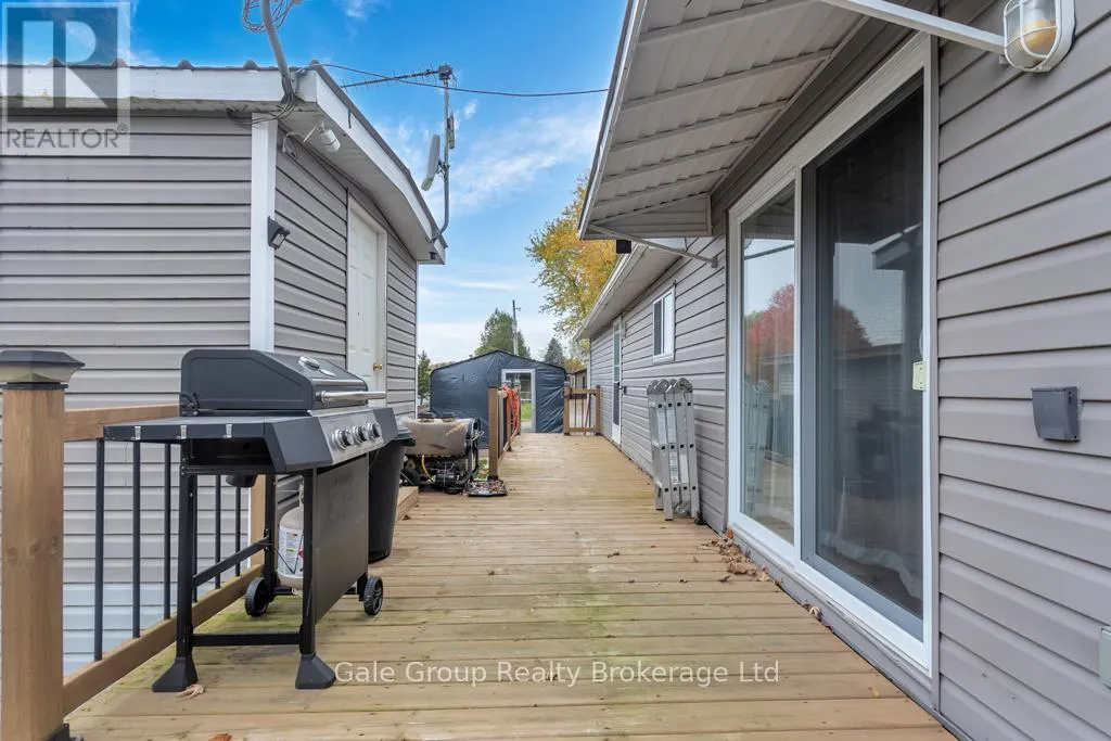 596101 HWY 59 TROPICANA #15 CRESCENT E