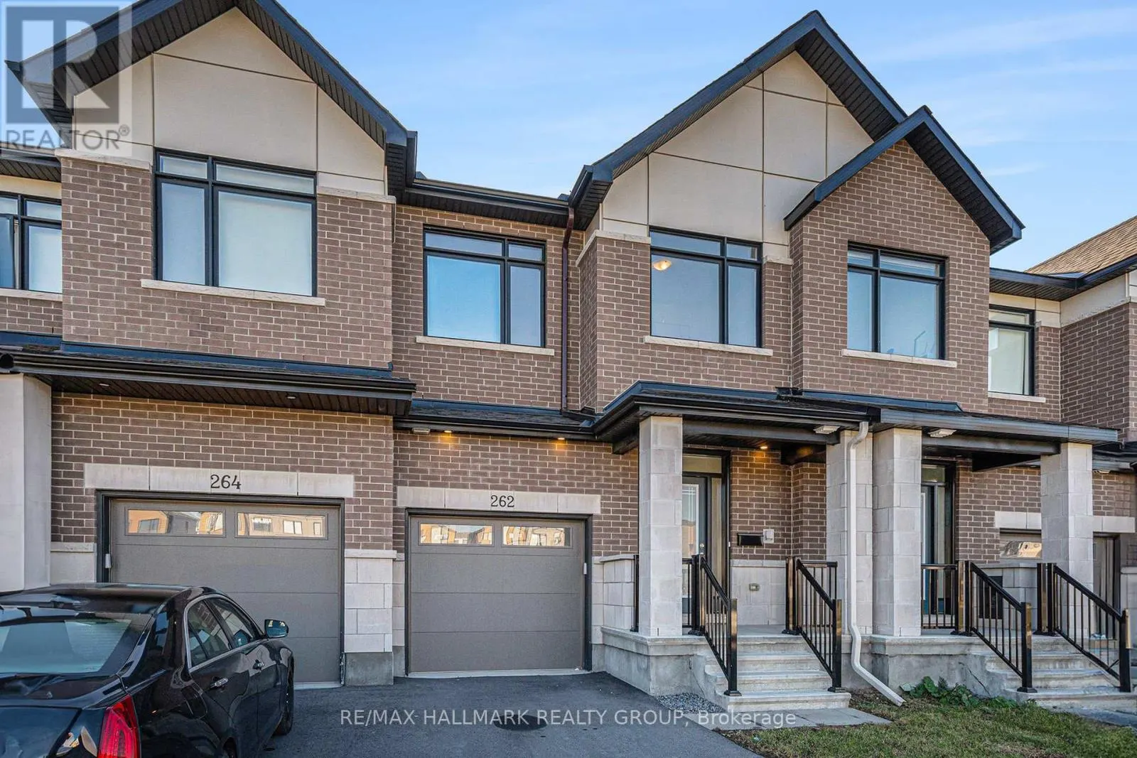 262 DARJEELING AVENUE