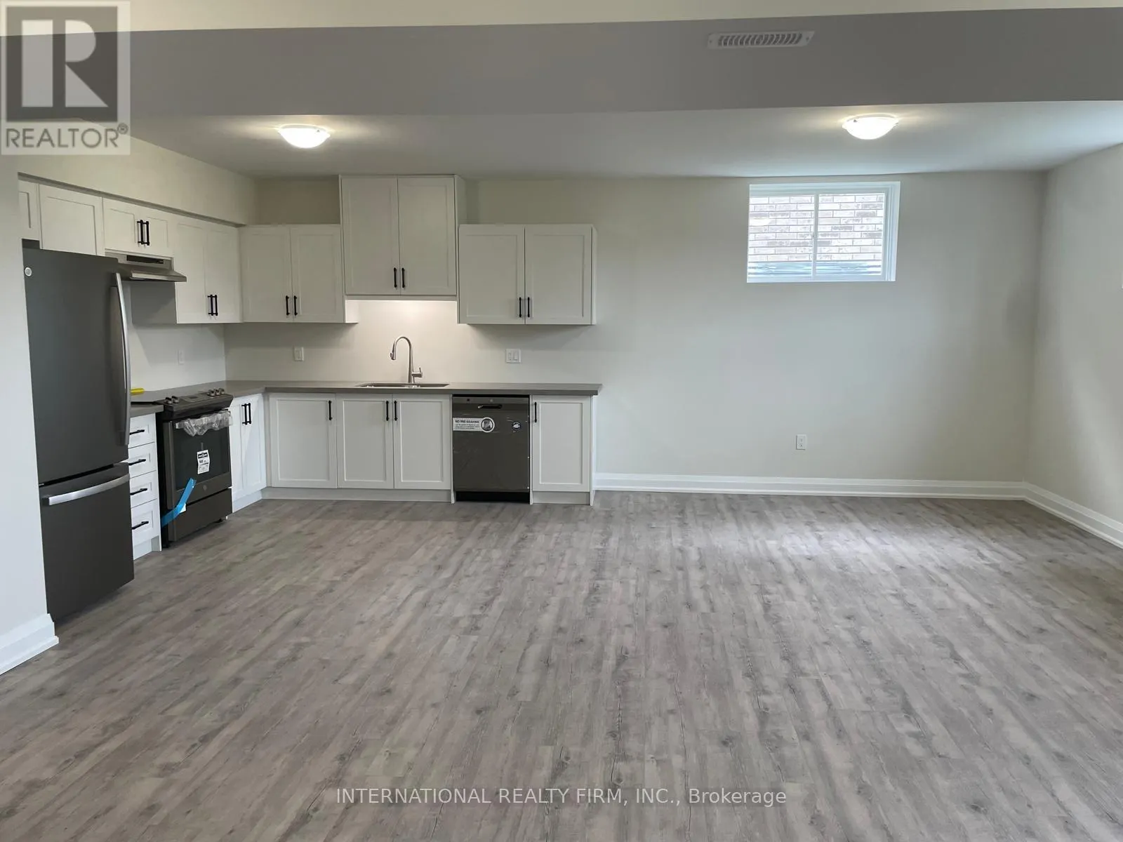 B - 184 SANDERLING CRESCENT