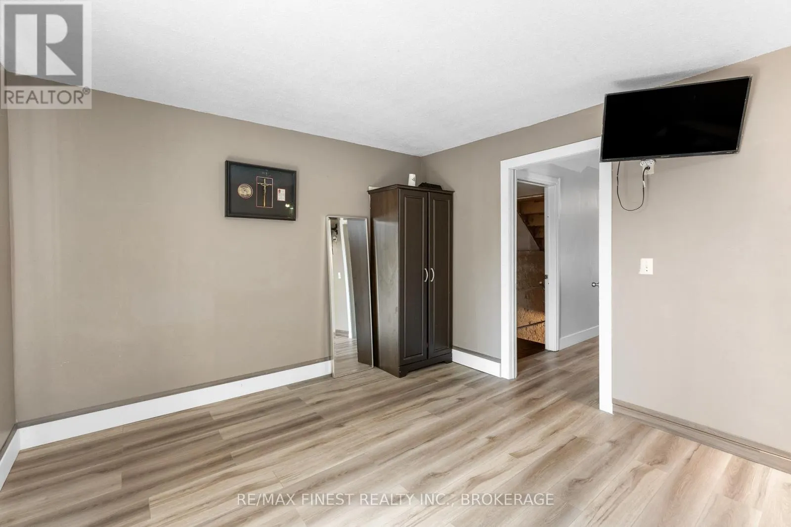 114 JEAN WORRELL CRESCENT