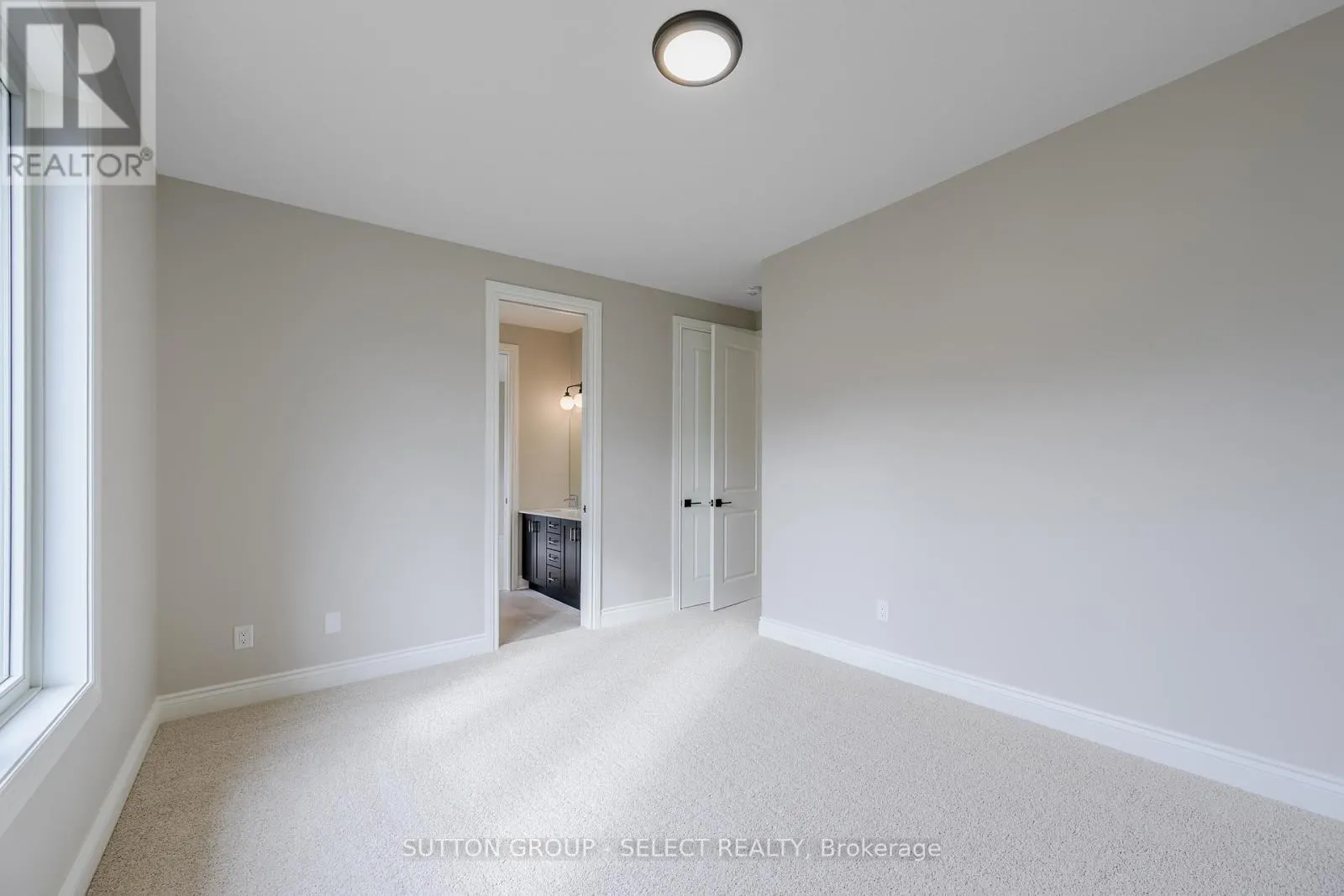 9 - 2835 SHEFFIELD PLACE, #9