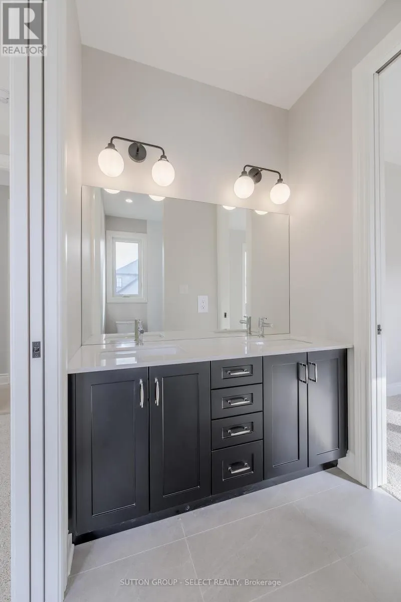 9 - 2835 SHEFFIELD PLACE, #9