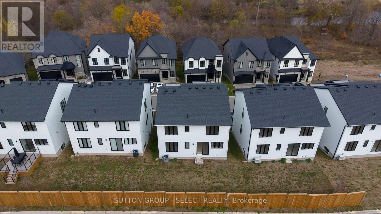 9 - 2835 SHEFFIELD PLACE, #9