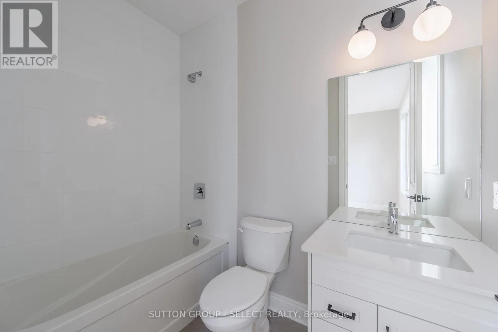 9 - 2835 SHEFFIELD PLACE, #9