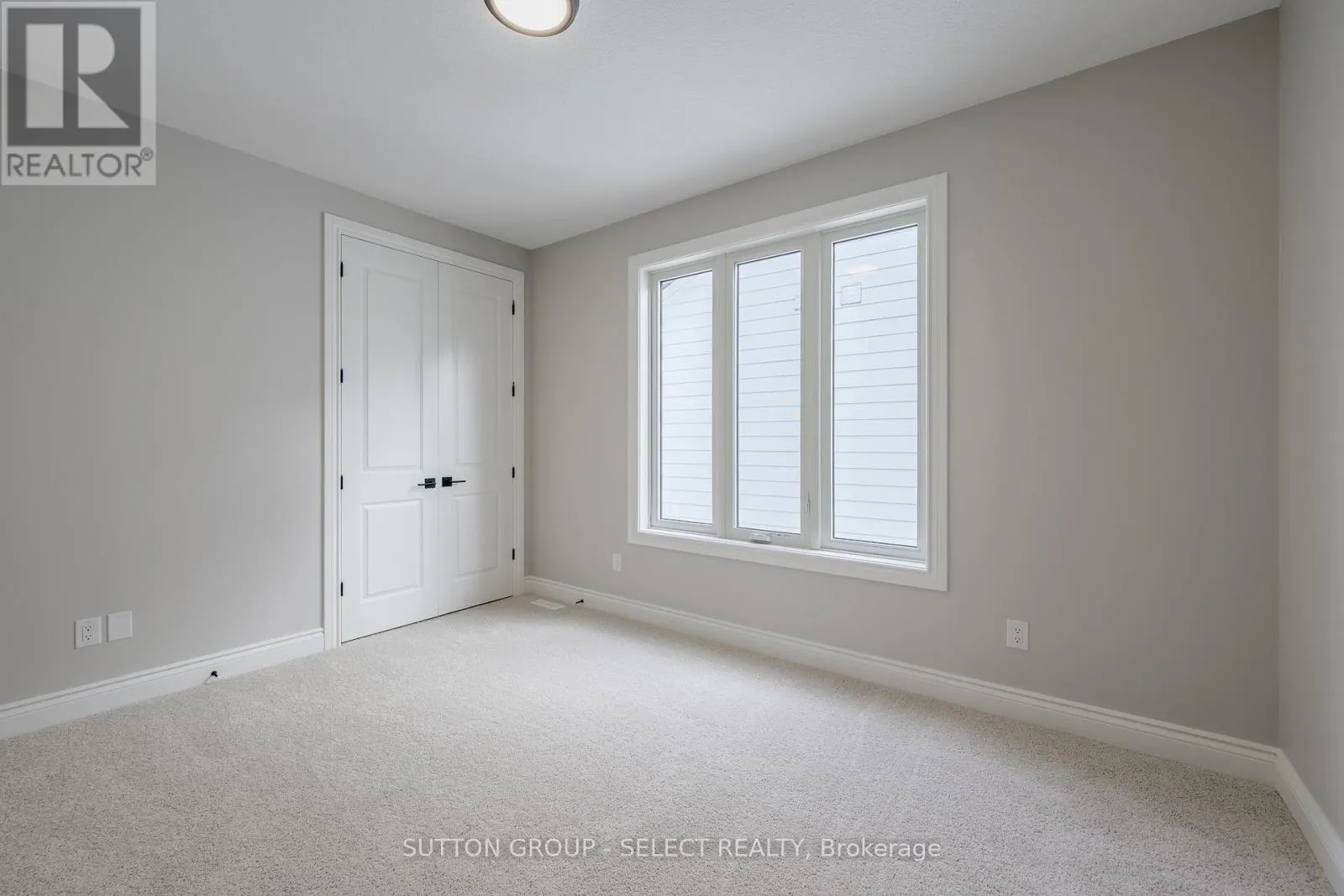 9 - 2835 SHEFFIELD PLACE, #9