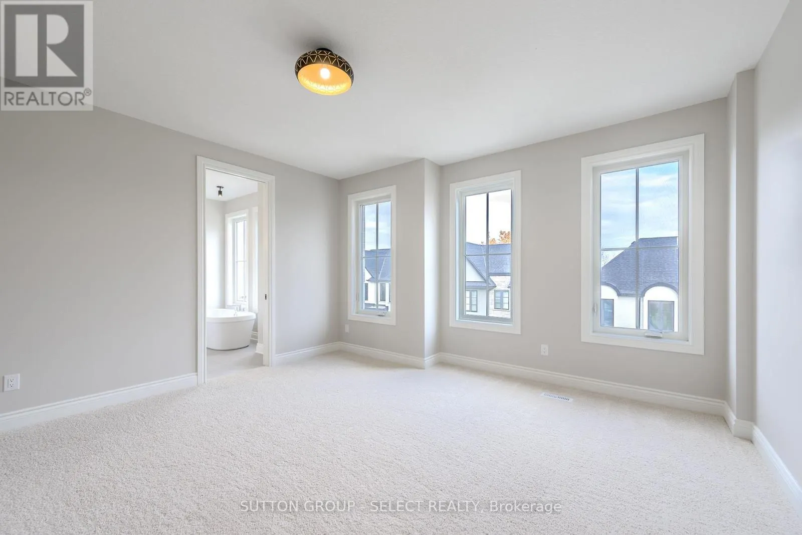 9 - 2835 SHEFFIELD PLACE, #9