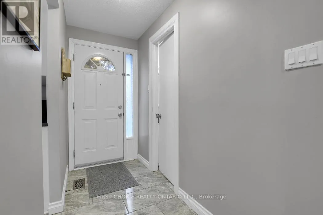 1771C LAMOUREUX DRIVE