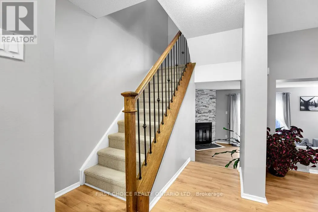 1771C LAMOUREUX DRIVE