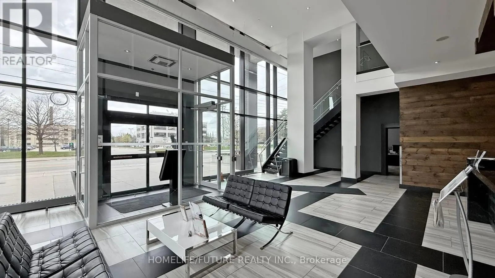 S2205 - 330 PHILLIP STREET