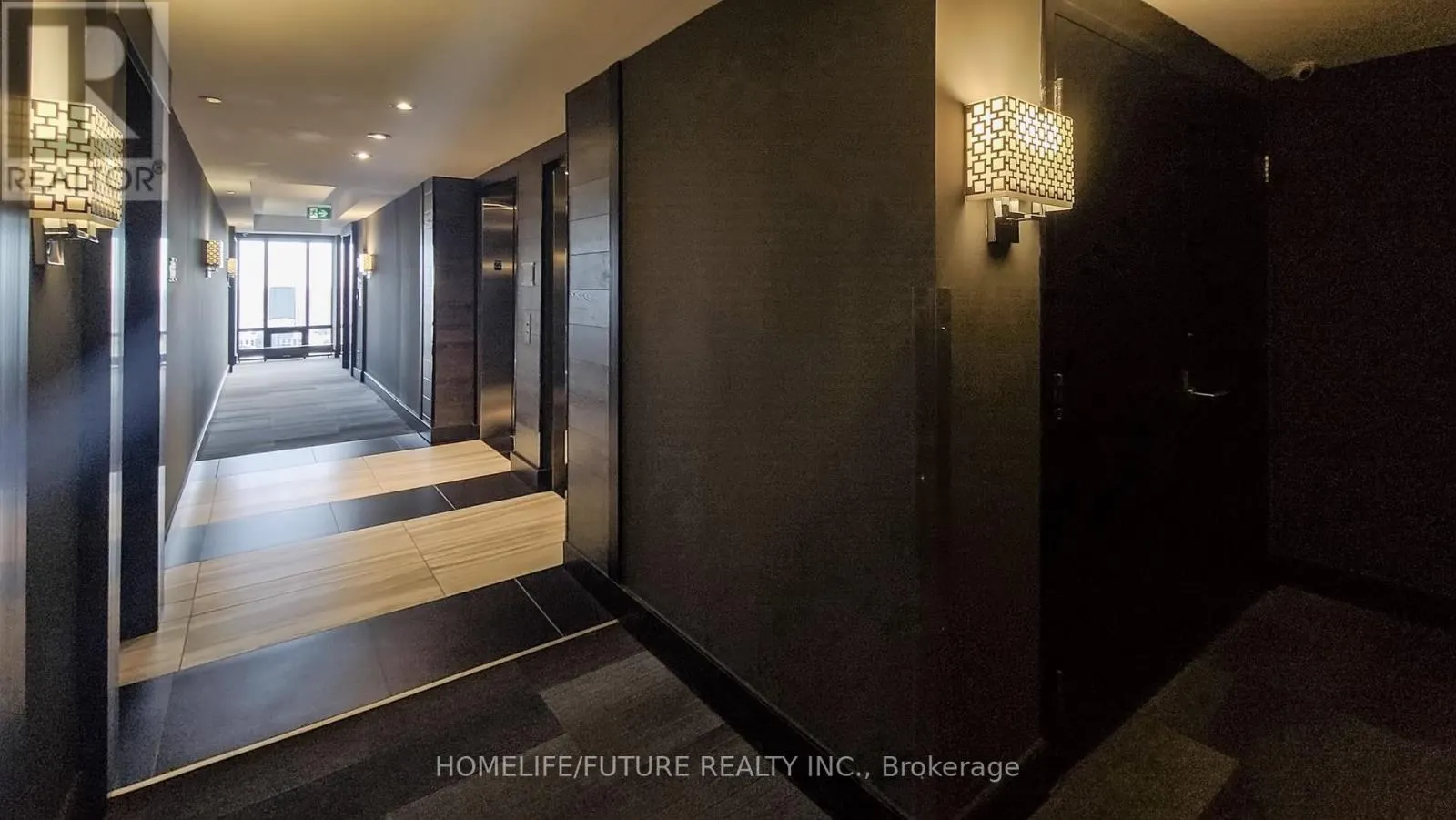 S2205 - 330 PHILLIP STREET